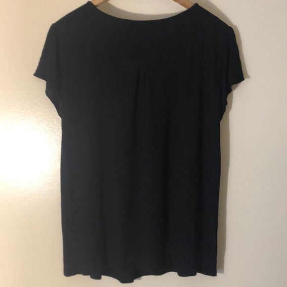 Flowy top - Picture 2 of 3